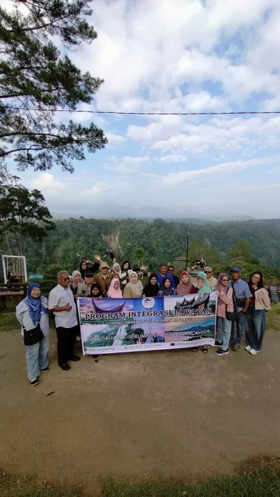 Percutian bukittinggi padang